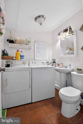 223 CENTER ST, Elmer, NJ 08318