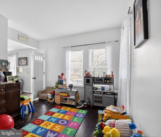 223 CENTER ST, Elmer, NJ 08318