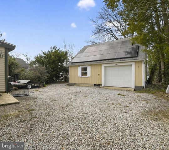 223 CENTER ST, Elmer, NJ 08318