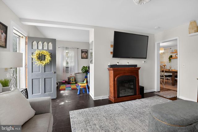 223 CENTER ST, Elmer, NJ 08318