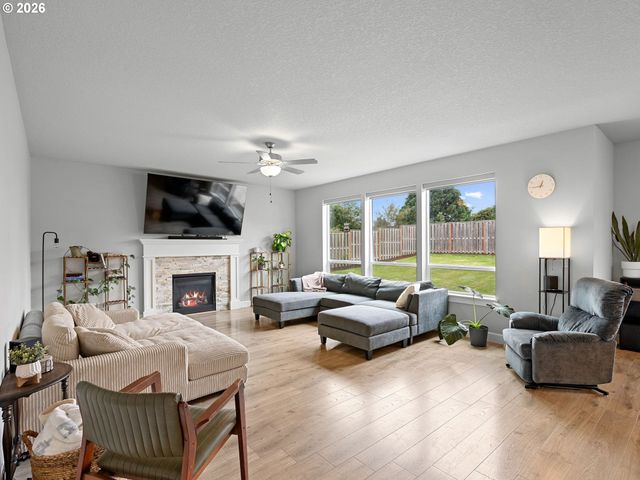 1908 Nw 26TH Ave, Battle Ground, WA 98604