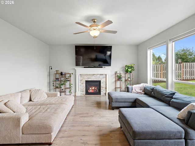 1908 Nw 26TH Ave, Battle Ground, WA 98604