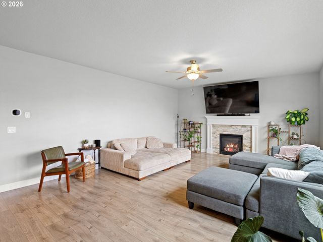1908 Nw 26TH Ave, Battle Ground, WA 98604