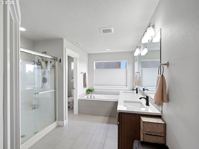 1908 Nw 26TH Ave, Battle Ground, WA 98604