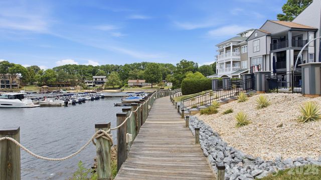 18865 Vineyard Point Lane, Cornelius, NC 28031