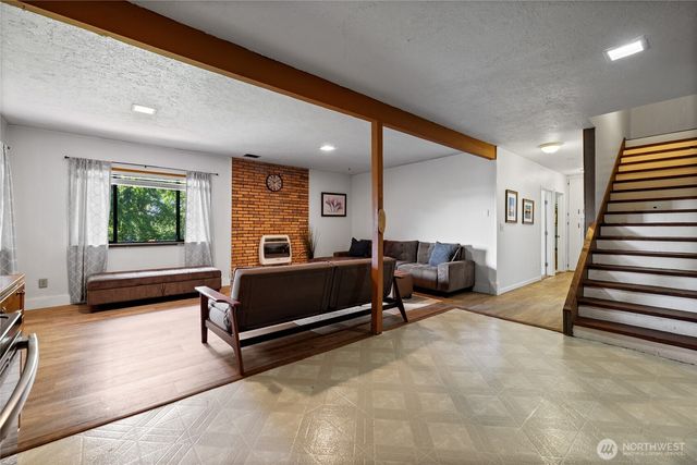 1015 Sequalish Street, Steilacoom, WA 98388