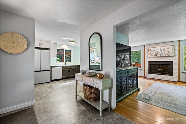 1015 Sequalish Street, Steilacoom, WA 98388