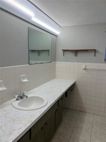 5825 ELM STREET, New Port Richey, FL 34652