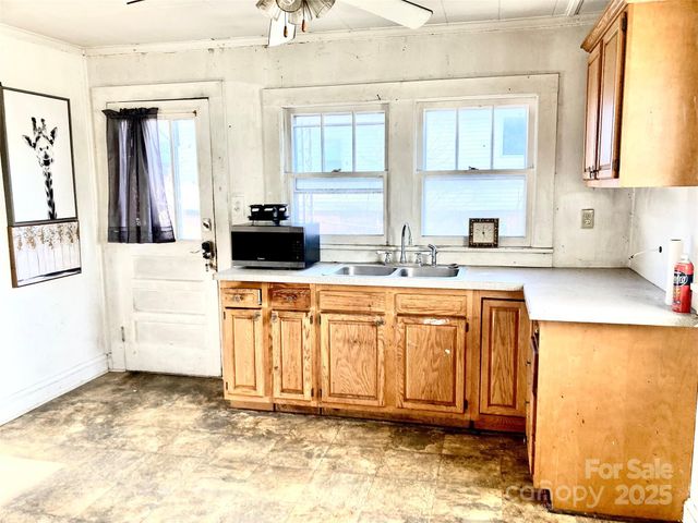 227 Nesbit Drive, Salisbury, NC 28147