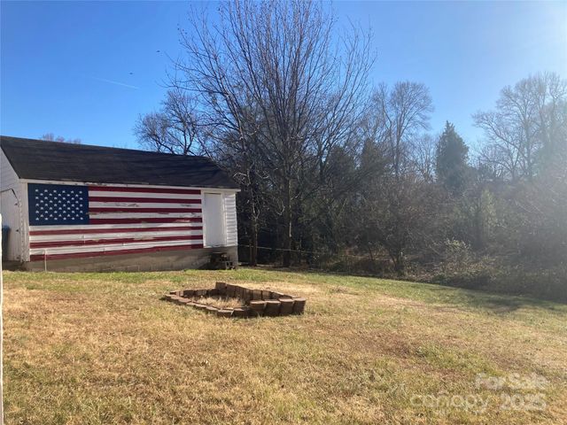 227 Nesbit Drive, Salisbury, NC 28147