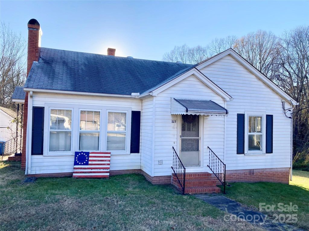 227 Nesbit Drive, Salisbury, NC 28147