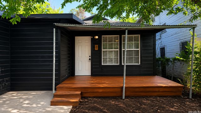 3011 W Cesar E Chavez, San Antonio, TX 78207