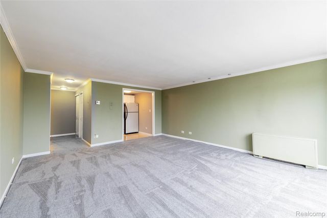 20 Chestnut Street 608, Wyandotte, MI 48192