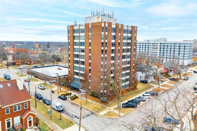 20 Chestnut Street 608, Wyandotte, MI 48192