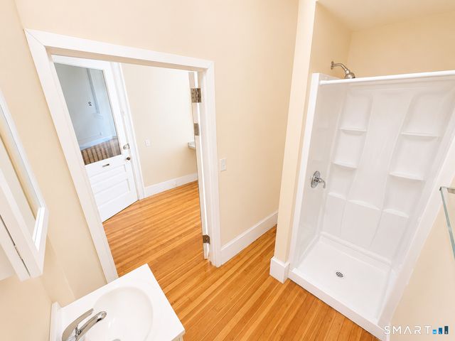 105 Bank Street 2B, Waterbury, CT 06702