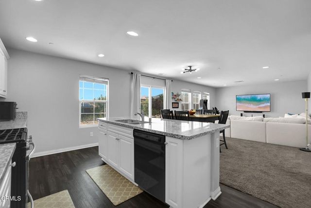 37530 Henna Lane, Palmdale, CA 93551