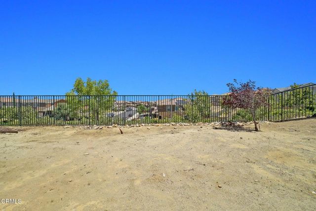 37530 Henna Lane, Palmdale, CA 93551