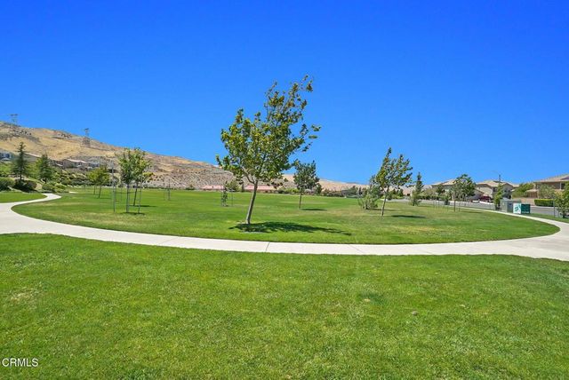 37530 Henna Lane, Palmdale, CA 93551