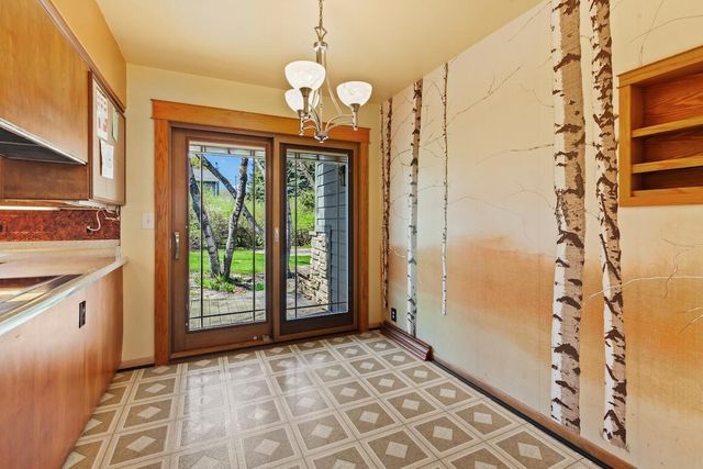 W154N8067 Elm LANE, Menomonee Falls, WI 53051