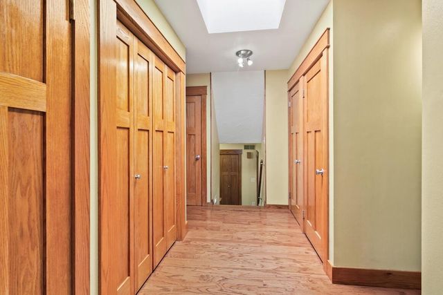 W154N8067 Elm LANE, Menomonee Falls, WI 53051