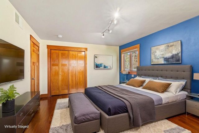 W154N8067 Elm LANE, Menomonee Falls, WI 53051