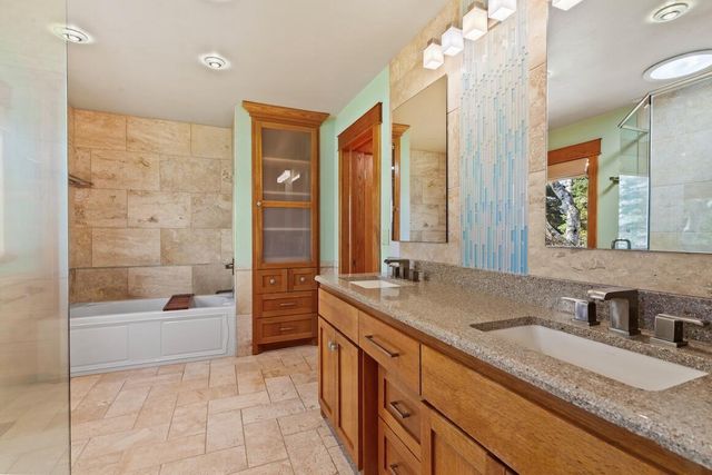 W154N8067 Elm LANE, Menomonee Falls, WI 53051