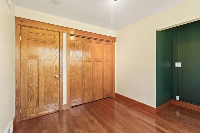 W154N8067 Elm LANE, Menomonee Falls, WI 53051