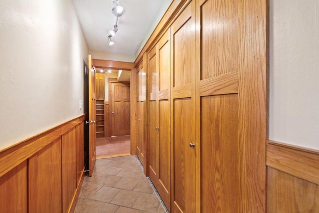 W154N8067 Elm LANE, Menomonee Falls, WI 53051