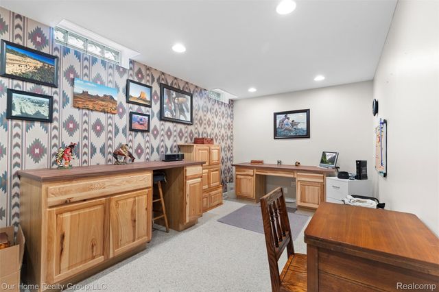 7805 Partridge Hill Drive, Hamburg Township, MI 48116