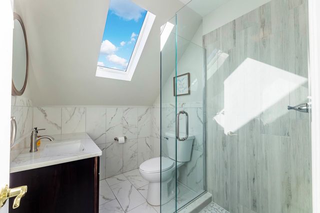 3404 N Kilbourn Avenue 2, Chicago, IL 60641