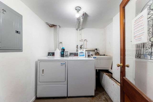 3404 N Kilbourn Avenue 2, Chicago, IL 60641