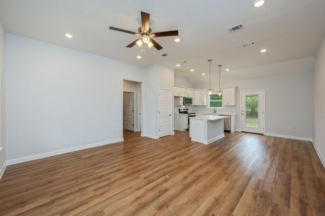 6107 Mildred's Way, Crestview, FL 32539