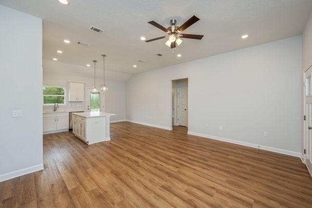 6107 Mildred's Way, Crestview, FL 32539