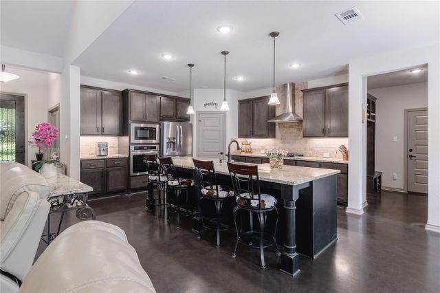 121 Esperanza Petal Pass, Liberty Hill, TX 78642