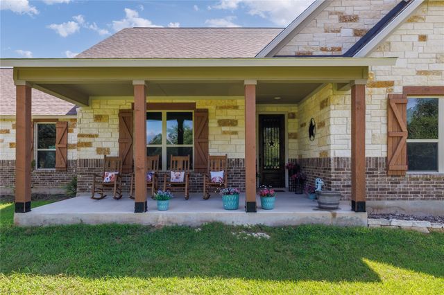 121 Esperanza Petal Pass, Liberty Hill, TX 78642