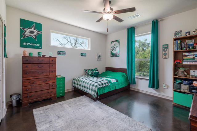 121 Esperanza Petal Pass, Liberty Hill, TX 78642
