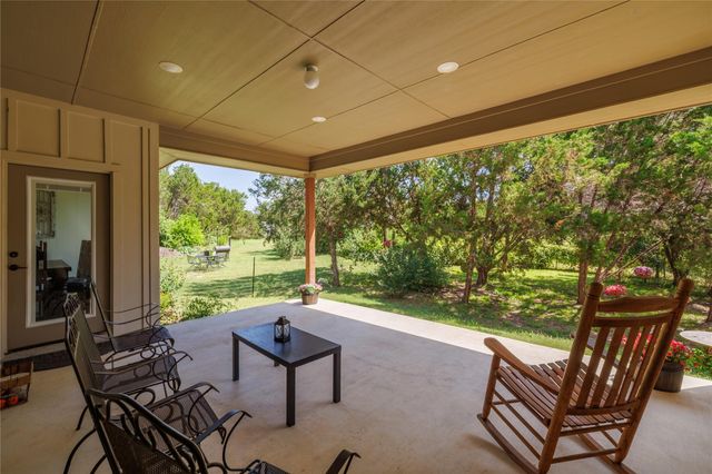 121 Esperanza Petal Pass, Liberty Hill, TX 78642