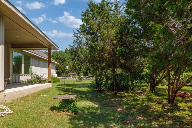 121 Esperanza Petal Pass, Liberty Hill, TX 78642