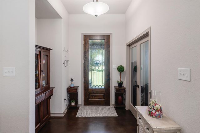 121 Esperanza Petal Pass, Liberty Hill, TX 78642