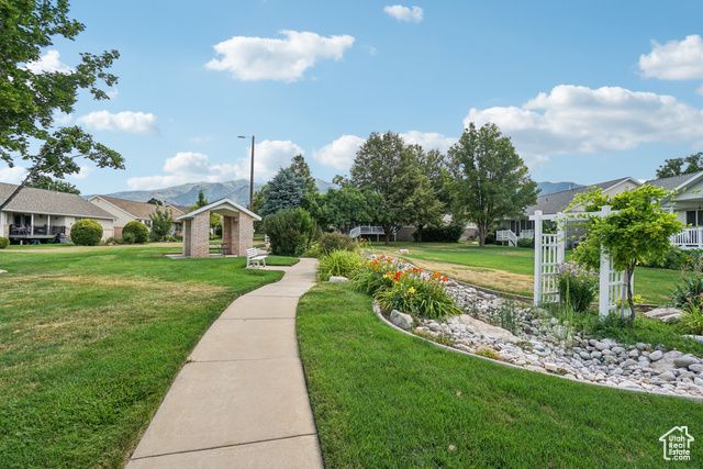 48 E BELMORE DR, Kaysville, UT 84037