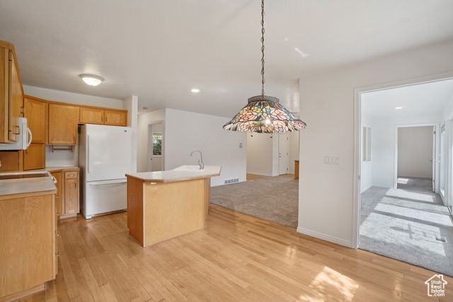 48 E BELMORE DR, Kaysville, UT 84037