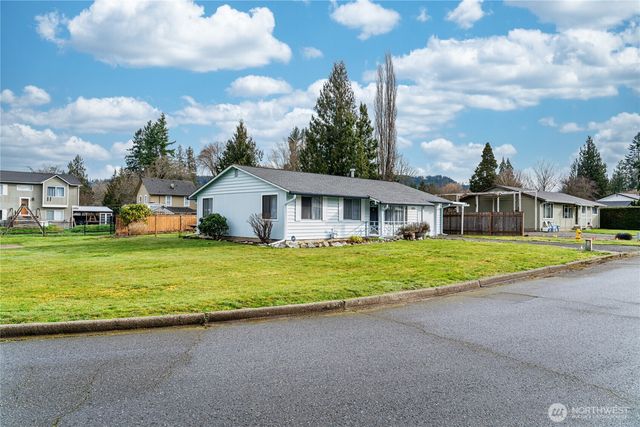 33506 SE 44th Lane, Fall City, WA 98024
