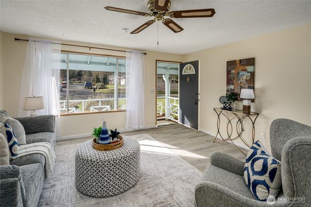 33506 SE 44th Lane, Fall City, WA 98024