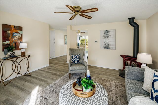 33506 SE 44th Lane, Fall City, WA 98024