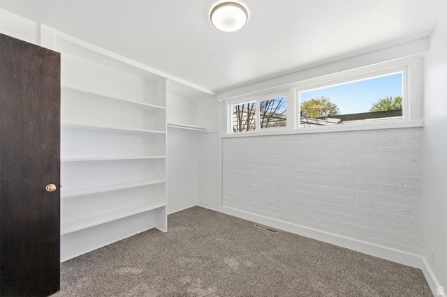 566 MILLER AVE, Layton, UT 84041