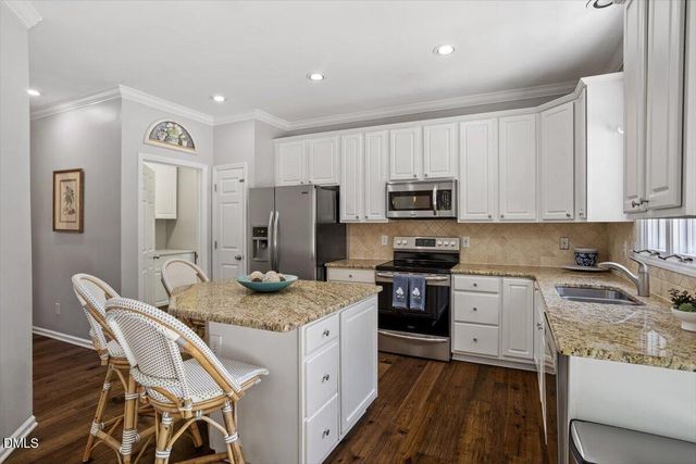 112 Conway Court, Cary, NC 27513