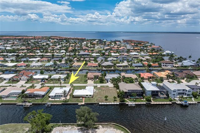 2211 PALM TREE DRIVE, Punta Gorda, FL 33950