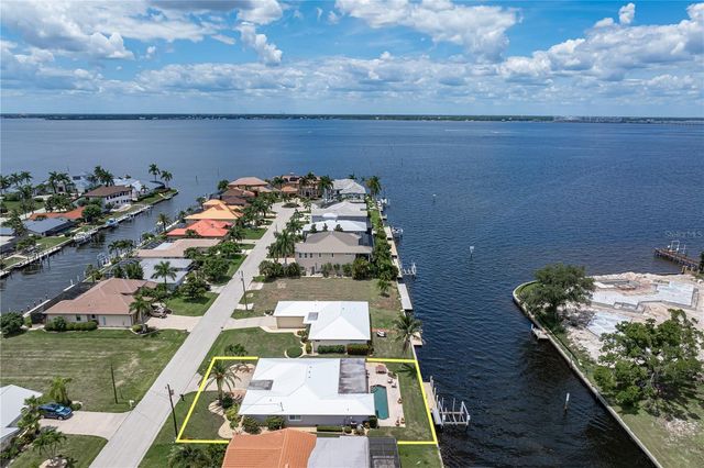2211 PALM TREE DRIVE, Punta Gorda, FL 33950