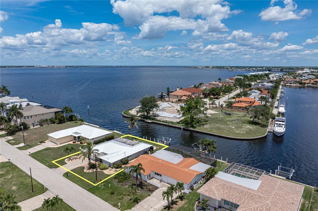 2211 PALM TREE DRIVE, Punta Gorda, FL 33950