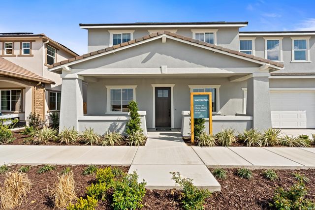 330 N Vista Ave, Fowler, CA 93625